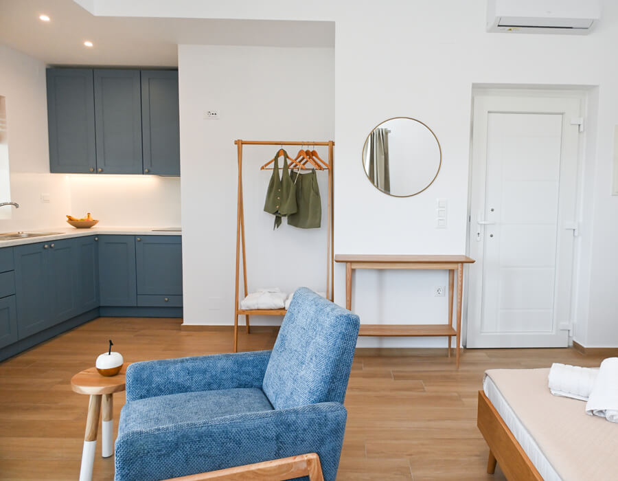 Welcome to Volia Apartments in Milos Greece!